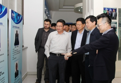 2017年，時任中組部副部長周祖翼一行天通調(diào)研